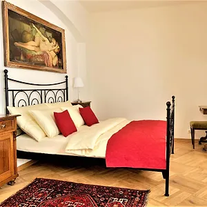 Small Luxury Palace 4*, Praga Czechy