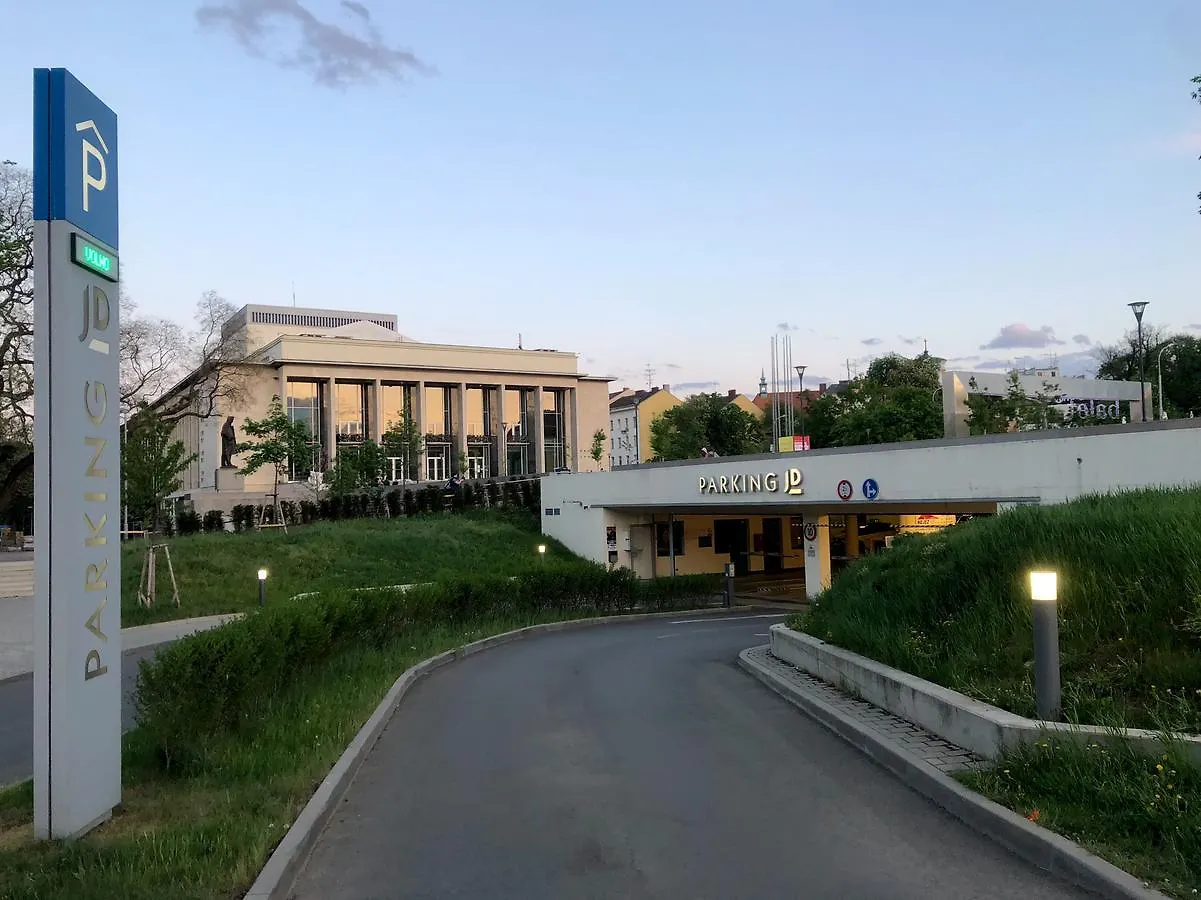 Hotel Dům U pikové desítky Brno